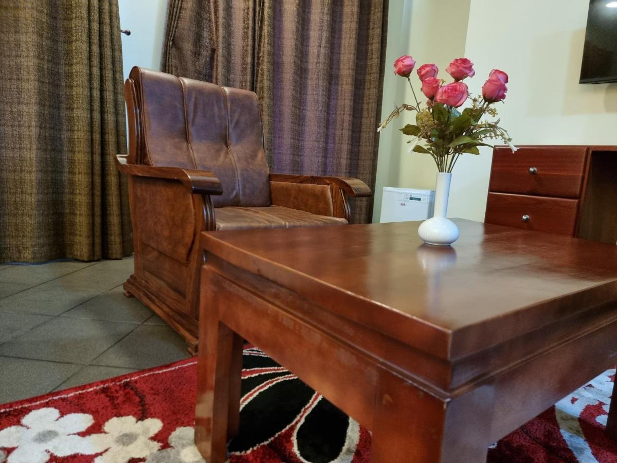 Seven Skies Hotel 아루샤 외부 사진