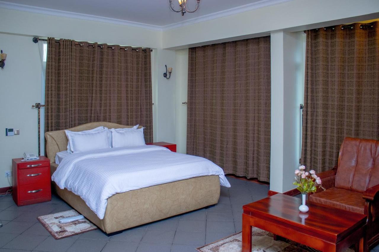 Seven Skies Hotel 아루샤 외부 사진