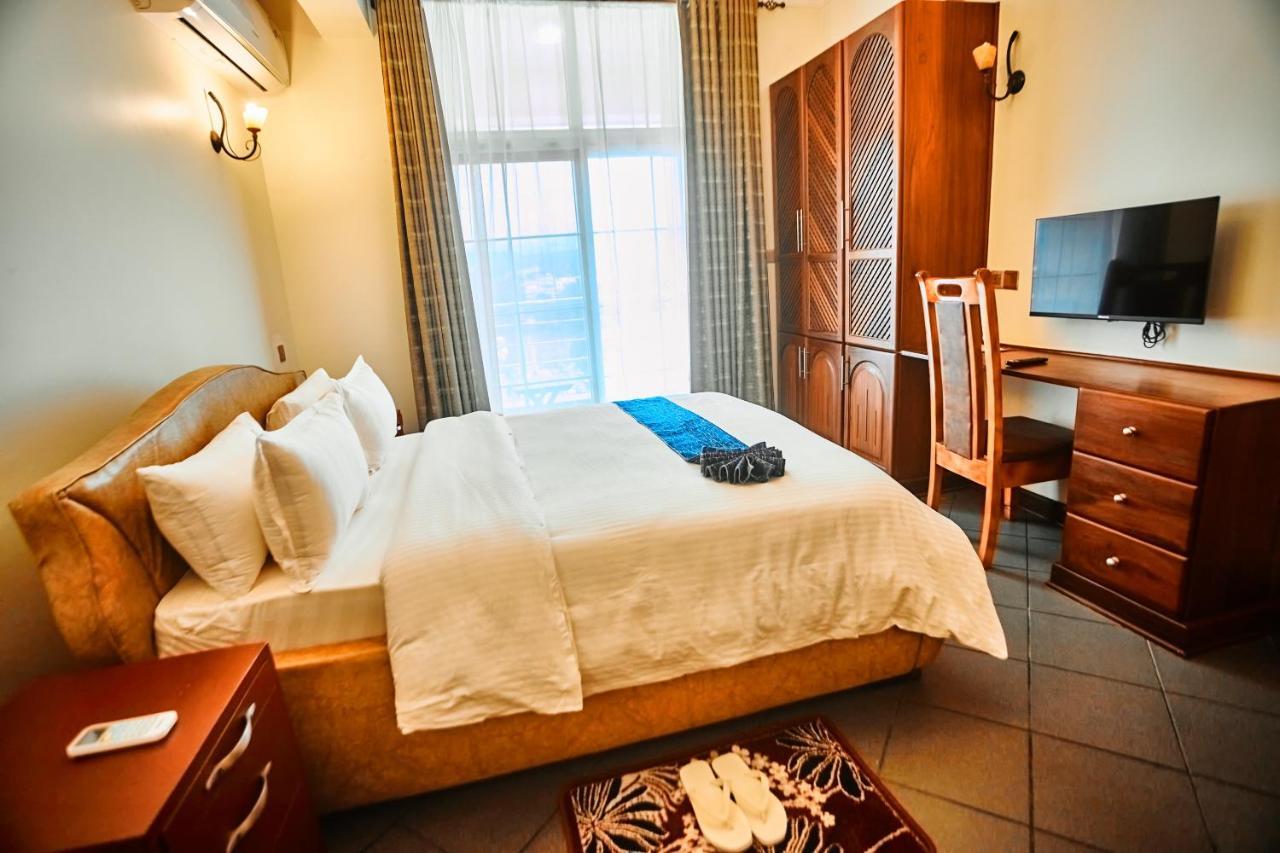 Seven Skies Hotel 아루샤 외부 사진