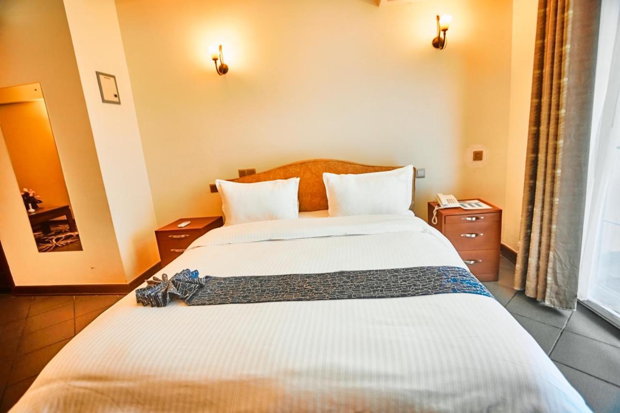 Seven Skies Hotel 아루샤 외부 사진